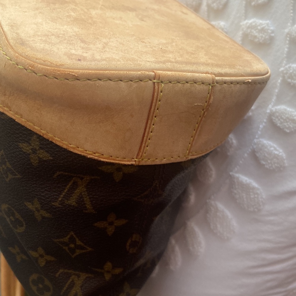 Authentic LV bag, mono prints - Picture 2 of 11